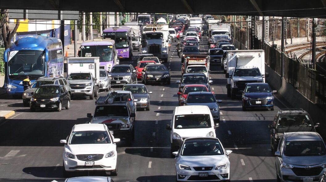 Hoy No Circula, 1 de marzo del 2024 ¿Qué autos descansan en CDMX y