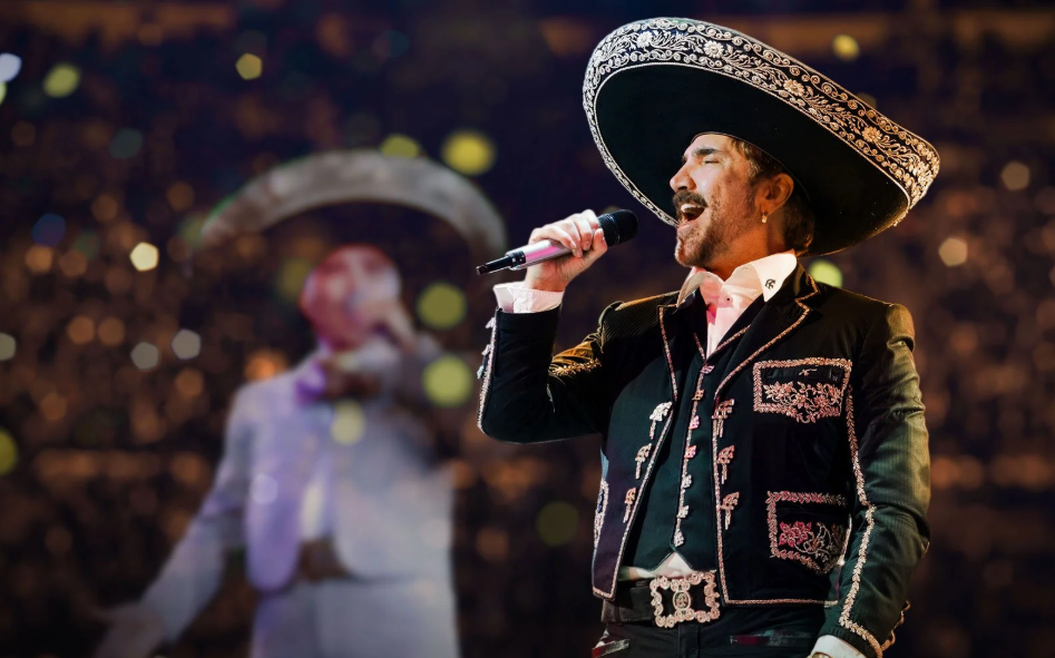 alejandrofernandez--