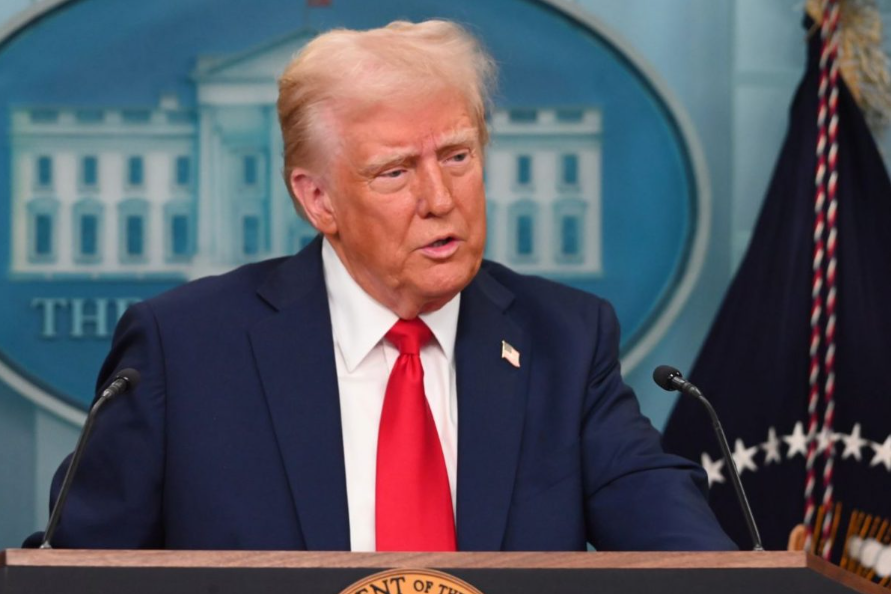 trump----------